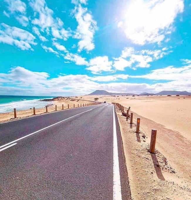 Las Dunas Corralejo Home With Swimming Pool Екстер'єр фото