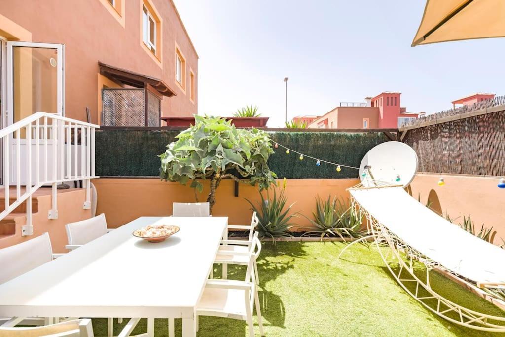 Las Dunas Corralejo Home With Swimming Pool Екстер'єр фото